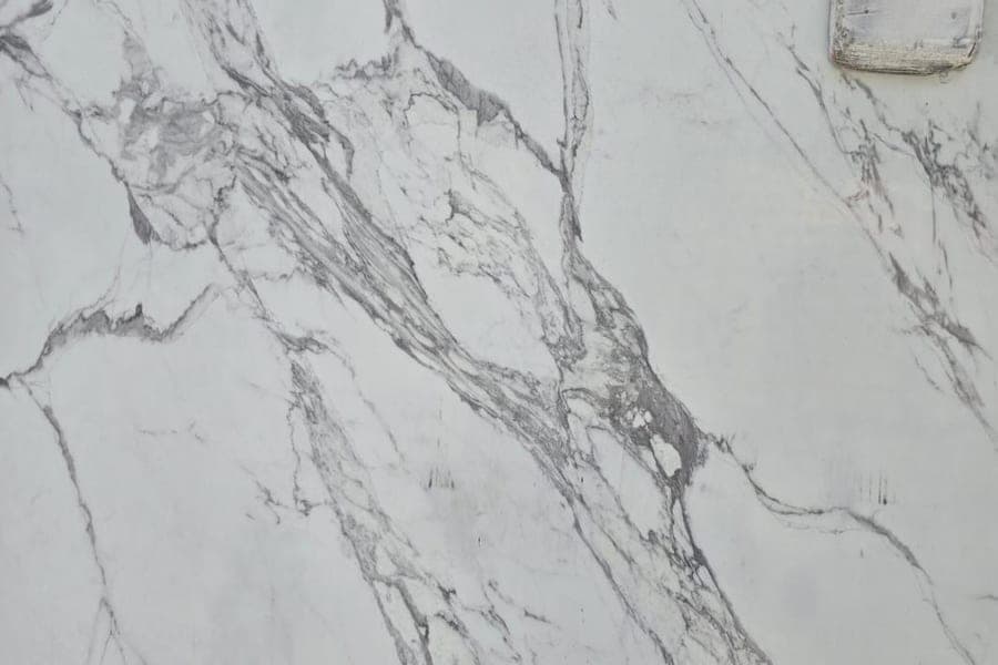 Calacatta Royal stone finish 1